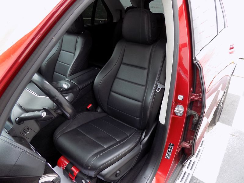 Mercedes-Benz GLE (2019) 300d/4-Matic/Full-Led/ - fotka 16 z 48