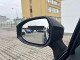 Toyota C-HR 2,0 HEV e-CVT GR Sport - náhled 27