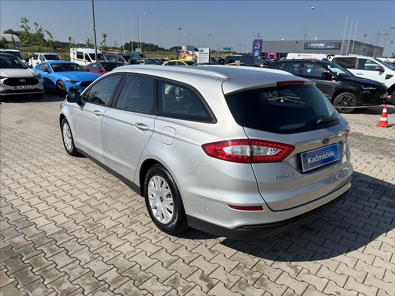 Ford Mondeo 2,0 TDCi 110kW Trend - fotka 3 z 36