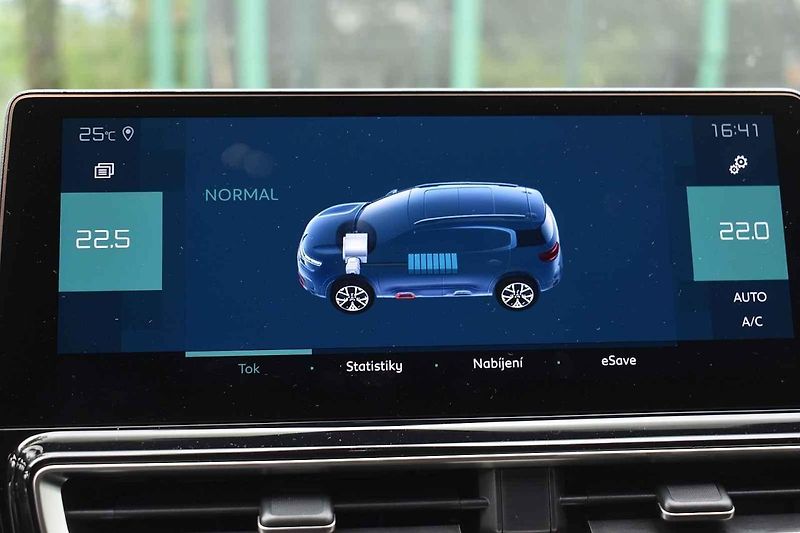 Auto jsme prověřili také v náročném terénu Jizerských hor