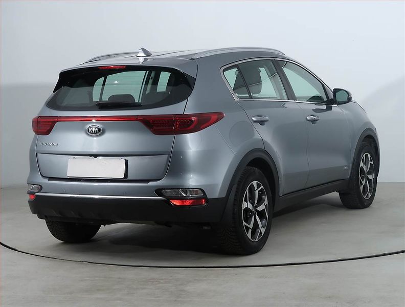 Kia Sportage (2020) 1.6 CRDi, 4X4, Serv.kniha - fotka 5 z 22