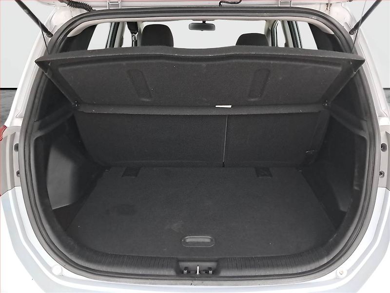 Hyundai ix20 (2018) 1.4 CVVT, Serv.kniha, Tempomat - fotka 13 z 18