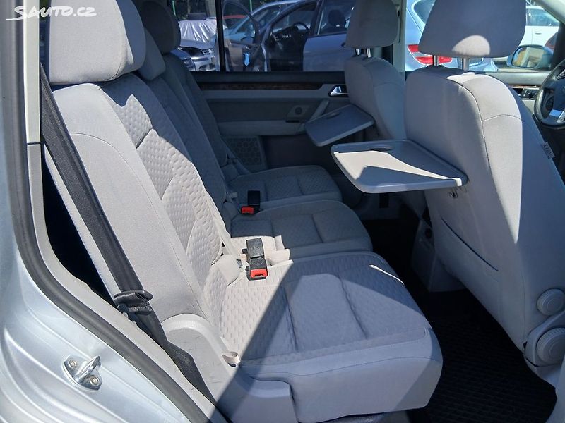 Volkswagen Touran 1.4 TSI, ALU, - fotka 25 z 30