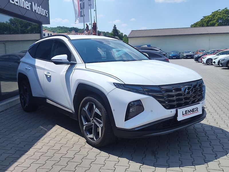 Hyundai Tucson 1.6 T-GDi/169kW HEV Style 4x4 - fotka 3 z 46