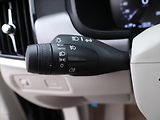 Volvo V90 2,0 D4 140kW Drive-E Momentum - náhled 20