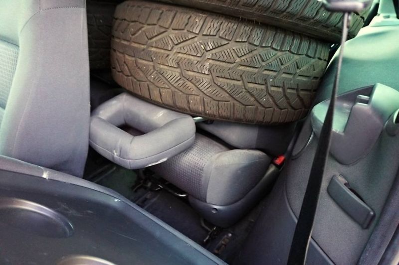 Volkswagen Sharan (2007) 2,0 TDI 103 kW - fotka 25 z 43