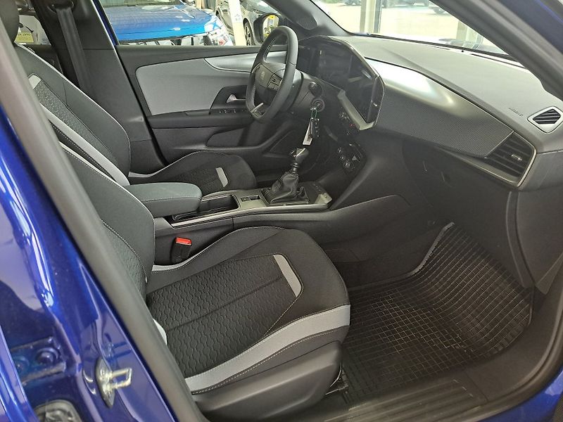 Opel Mokka (2025) Edition 1.2 TURBO 136k MT6 - fotka 13 z 20