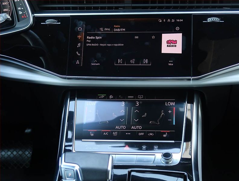 Audi Q7 (2023) 60 TFSI e - fotka 12 z 26