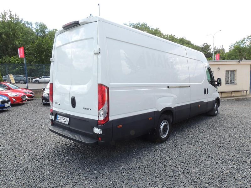 Iveco Daily (2021) 2.3D,35S16,115kw,Maxi,ČR,1maj. - fotka 5 z 31