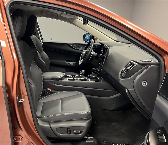 Lexus NX 350h 350H 2,5 HEV EXECUTIVE TOP - fotka 7 z 17