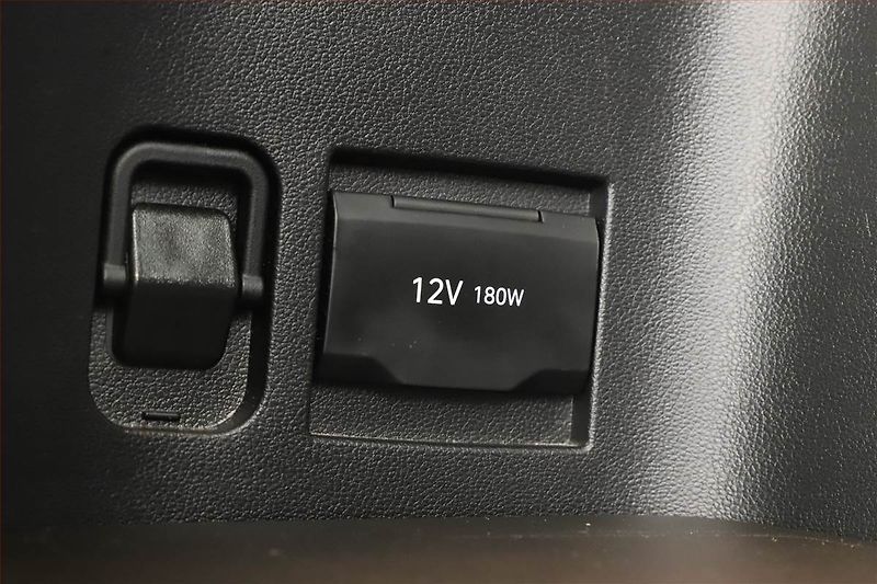 Hyundai Tucson (2022) Smart 1.6 CRDi - fotka 10 z 20