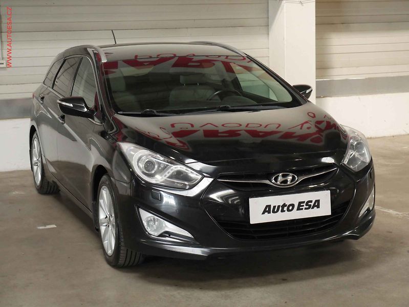 Hyundai i40 (2012) 1.7 CRDi, ČR, Navi, xenon - fotografie inzerátu