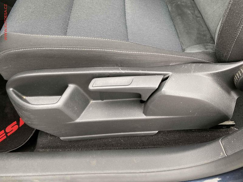 Volkswagen Golf Plus (2011) 1.2 TSi, Style - fotka 14 z 18