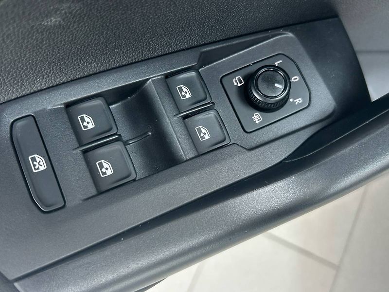 Volkswagen Ostatní (2025) 1.0 TSI People - fotka 17 z 27