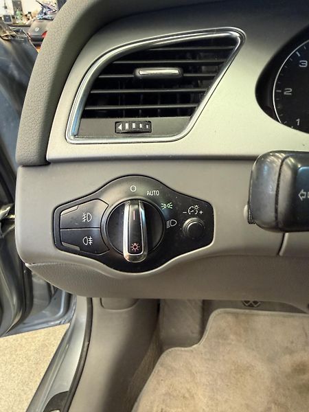 Audi A4 2.0TDI 105 kW - fotka 14 z 20