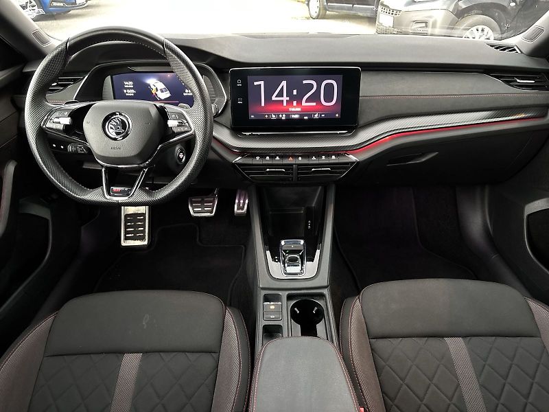 Škoda Octavia (2023) 2.0 TDI DSG RS - fotka 5 z 33