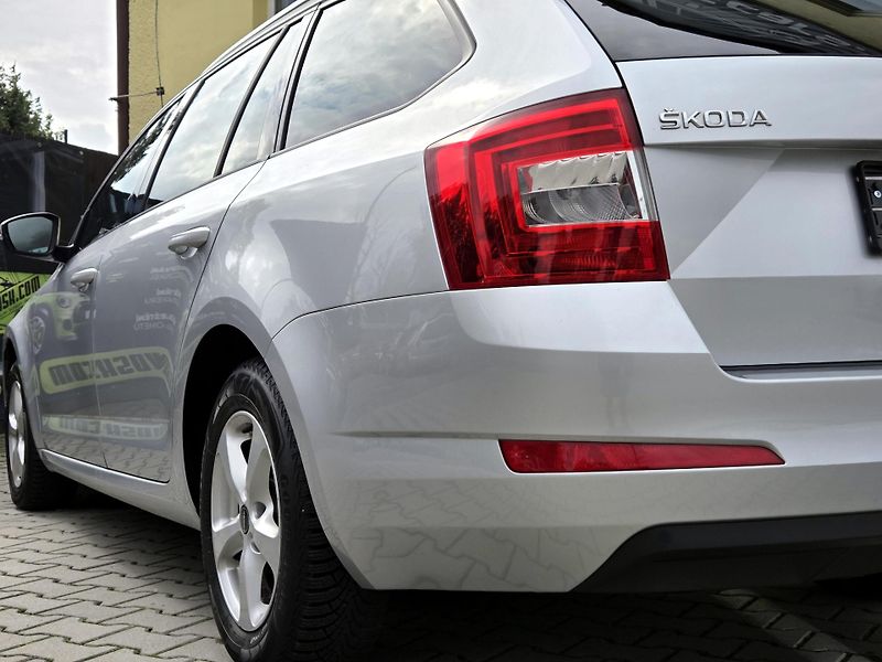 Škoda Octavia 1,2TSi DSG SERV.ŠKODA - fotka 40 z 47