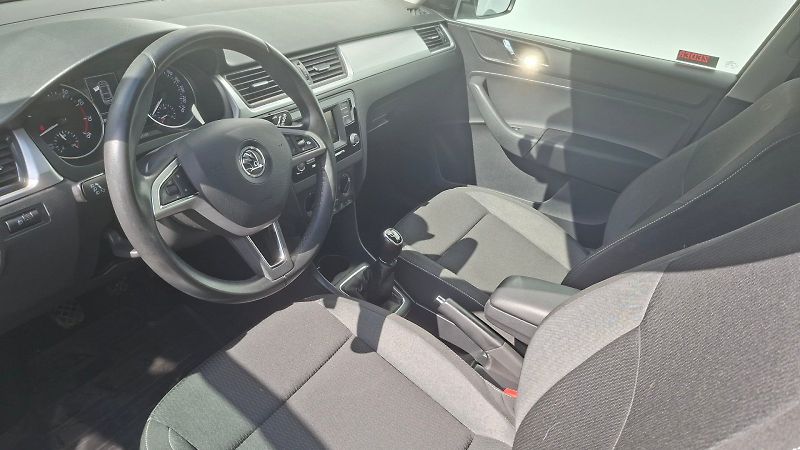 Škoda Rapid (2016) AMBITION 81/1.2TSI 6MG - fotka 11 z 22