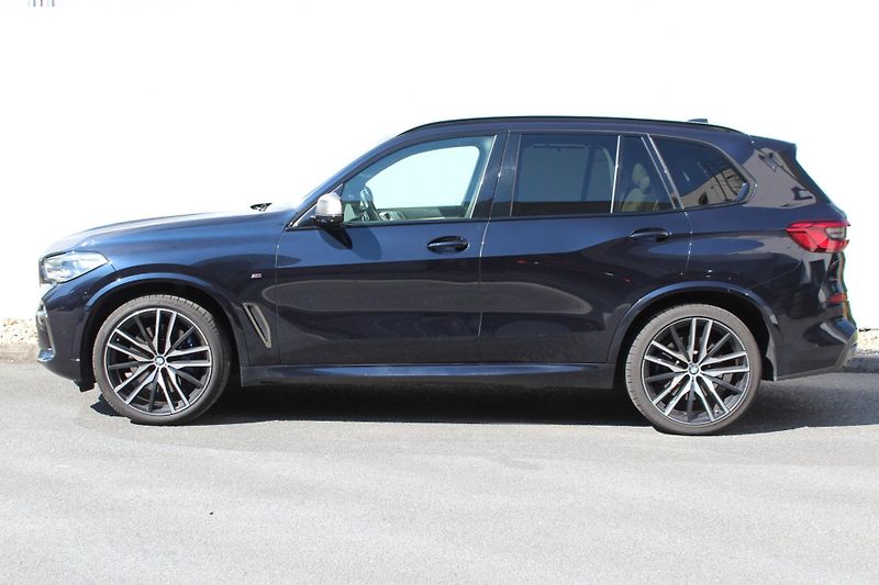 BMW X5 M50d - fotka 9 z 27