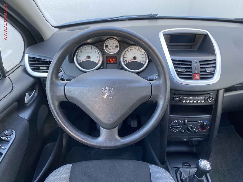 Peugeot 207 (2009) 1.4 i, AC, el. výbava - fotka 11 z 15