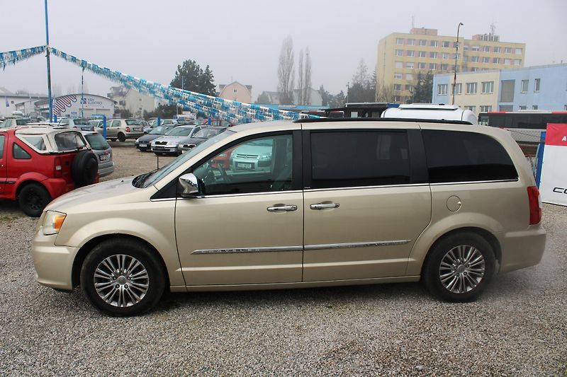Chrysler Town & Country (2012) 3,6iV6 BENZIN+LPG KŮŽE AUTOMAT - fotka 4 z 16