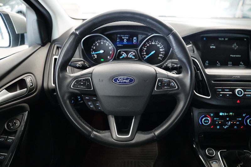 Ford Focus - fotka 18 z 30