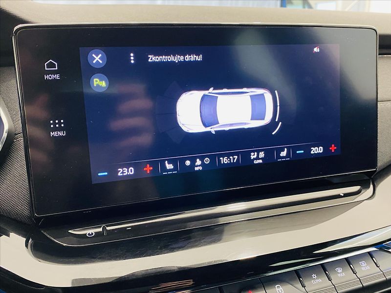 Škoda Octavia 2,0 TDI 110kW SportLine - fotka 13 z 26