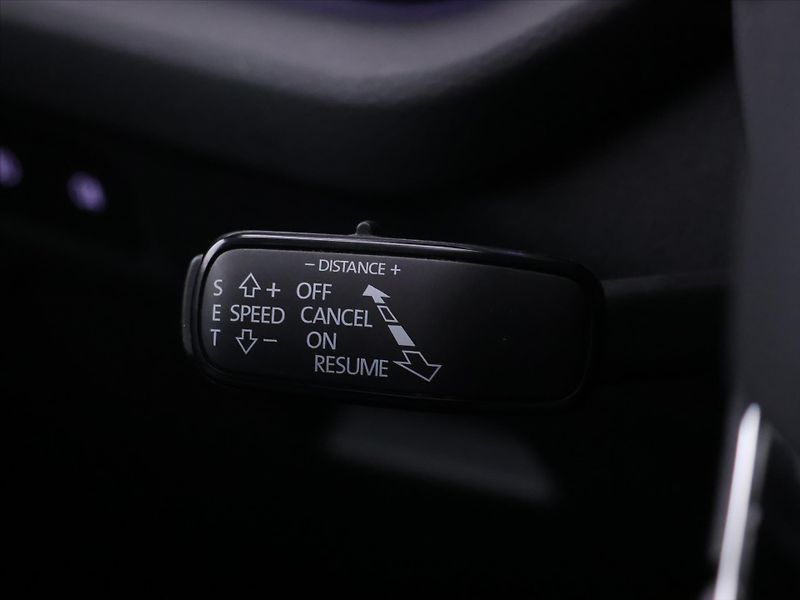 Škoda Octavia 2,0 TDI DSG Navi LED ACC DPH - fotka 19 z 38