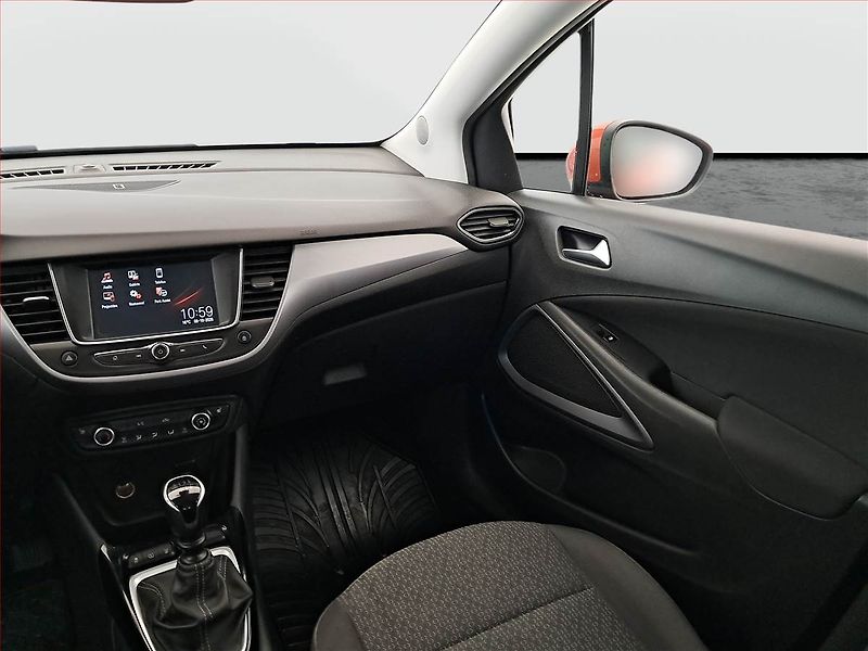 Opel Crossland X (2020) 1.2 Turbo, ČR,1.maj - fotka 8 z 17