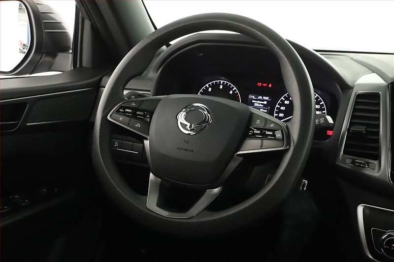 SsangYong Musso (2023) 2.2 e-XDi - fotka 8 z 14