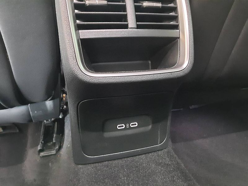 Škoda Octavia (2024) Combi Selection 2.0 TDI (110kW - fotka 23 z 27