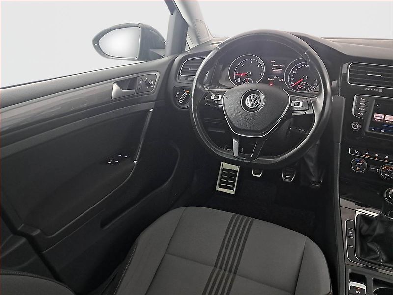 Volkswagen Golf (2017) 1.6 TDI, Tempomat - fotka 7 z 17