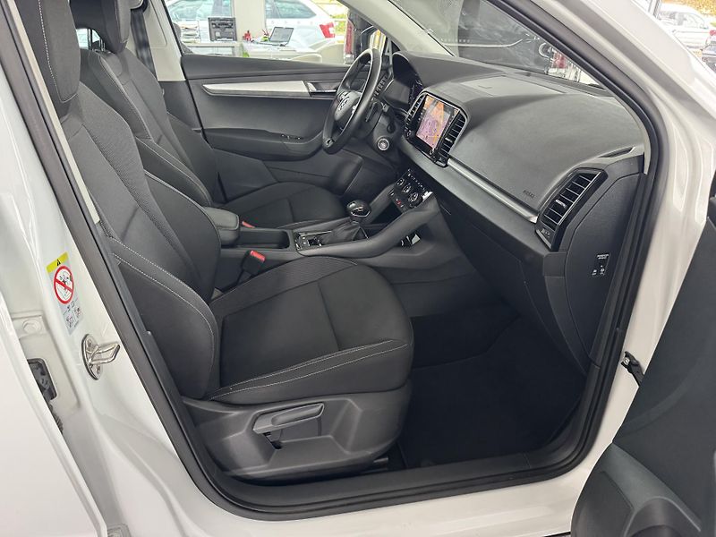 Škoda Karoq (2024) 2,0TDi DSG 4x4 LED TAŽNÉ NAVI - fotka 16 z 37