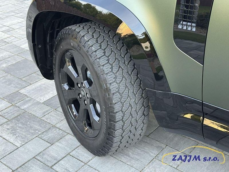 Land Rover Defender 110 HSE X-Dynamic D350 + fólie - fotka 15 z 52
