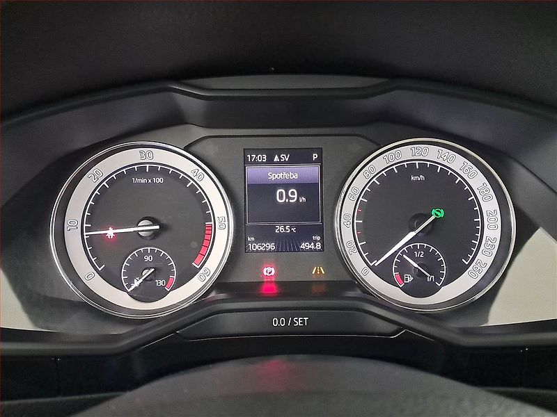 Škoda Superb (2017) Laurin&Klement 2.0 TDI 4x4 - fotka 11 z 24