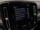 Volvo XC40 T5 AWD INSCRTIPTION REZERVACE - náhled 36