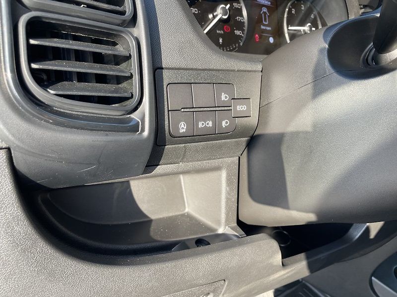 Toyota Proace Max 2.2D 140k 6MT L3H3 - fotka 32 z 33