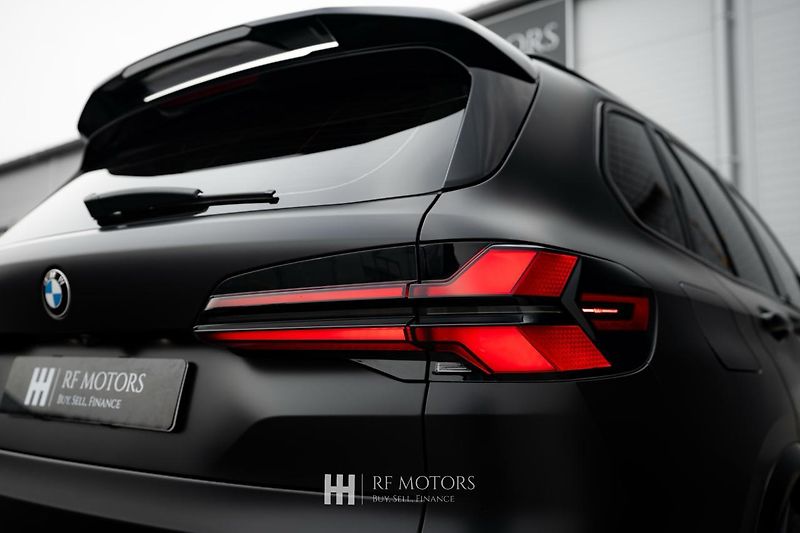 BMW X5 (2024) xDrive40i mHEV 280kW - fotka 18 z 55