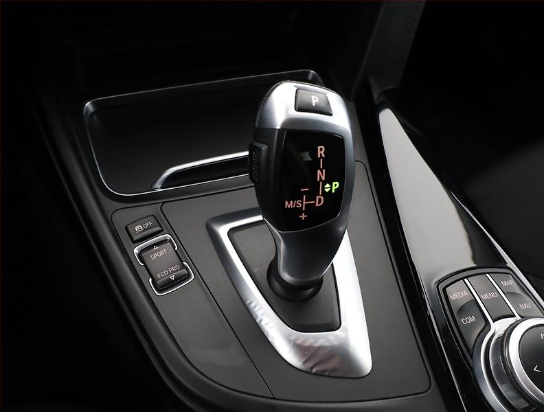 BMW Řada 4 (2018) 420d, Automat, Serv.kniha - fotka 12 z 19