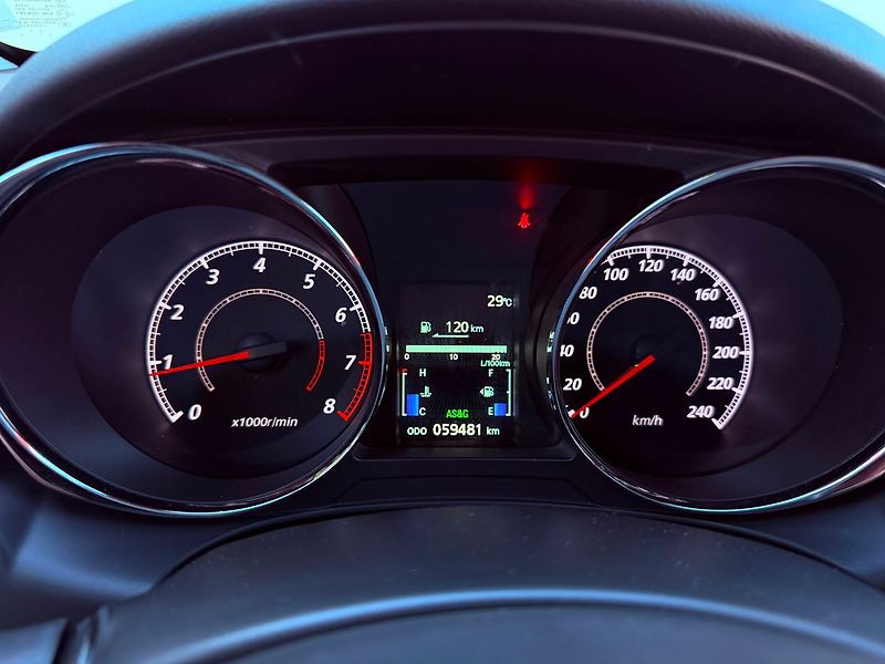 Mitsubishi ASX 1.6 MIVEC Intense+, Serviska - fotka 16 z 23