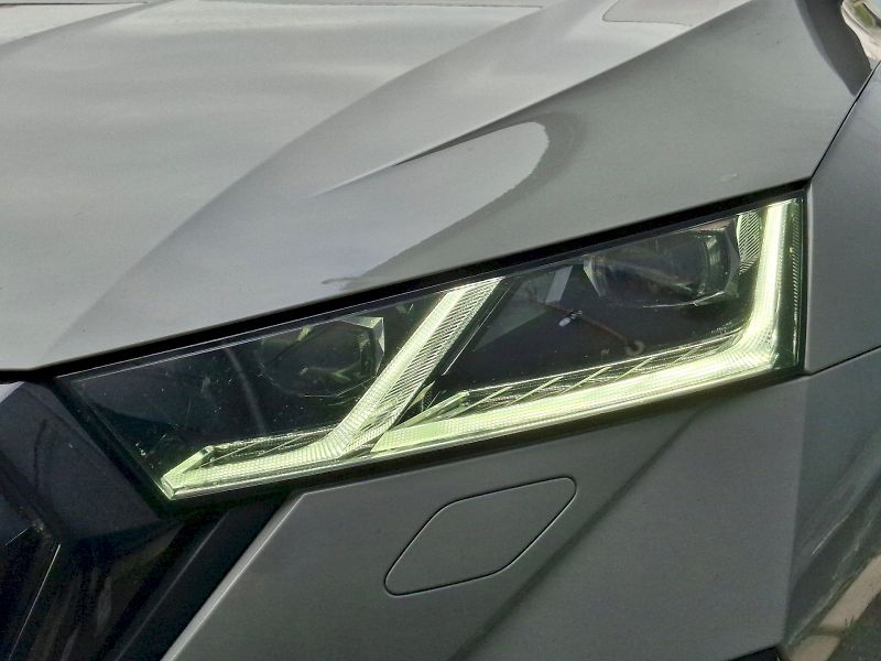 Škoda Octavia (2021) RS DSG 2,0TDi 147kW - fotka 7 z 34