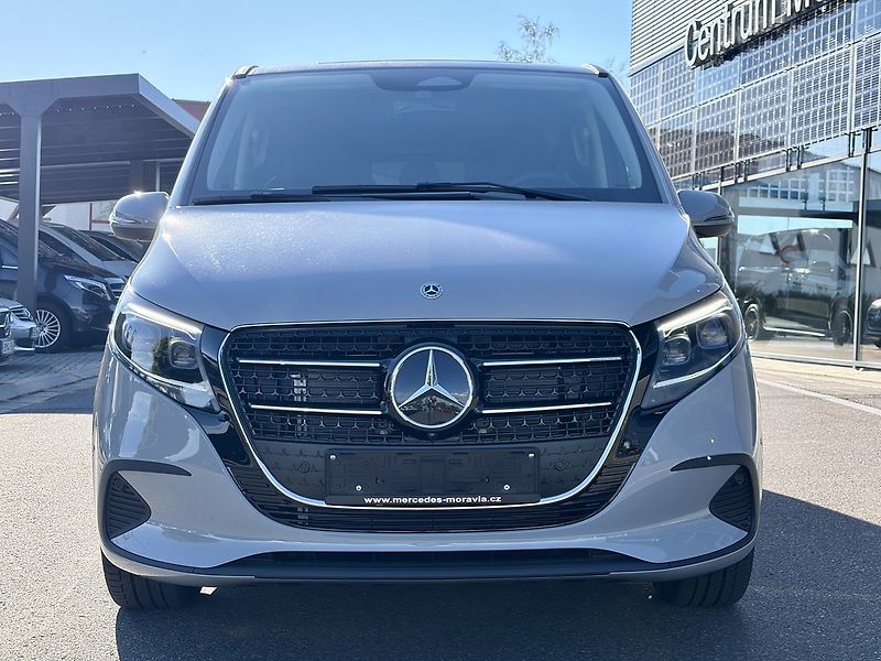 Mercedes-Benz Třídy V (2026) 220d STYLE 4M L - fotka 2 z 32