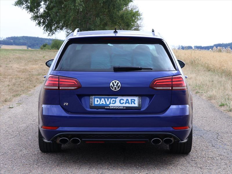 Volkswagen Golf R 2,0 TSI 228kW 4M DSG Virtual - fotka 6 z 37