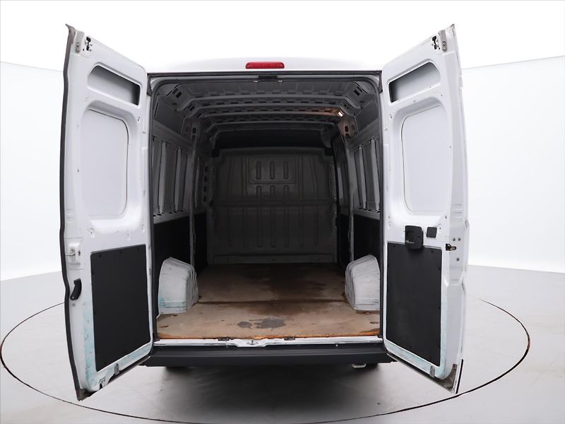 Peugeot Boxer 2,2 HDI 103 kW L4H2 DPH CZ - fotka 9 z 25