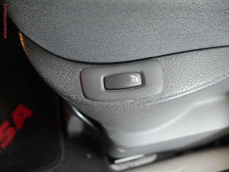Renault Modus (2005) 1.6i, AC - fotka 18 z 19
