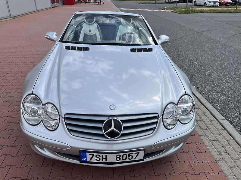 Mercedes-Benz SL 500 SL - fotka 30 z 35