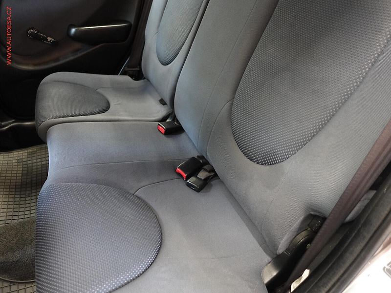Honda Jazz (2005) 1.2i, AC, STK4/28 - fotka 10 z 17