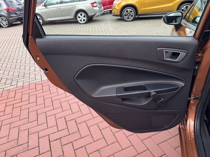 Ford Fiesta (2015) 1.25i Trend Klima LPG Rozvody - fotka 23 z 50