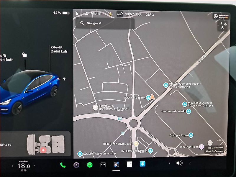 Tesla Model 3 (2019) Long Range 4WD 82kWh, SoH 84% - fotka 13 z 27