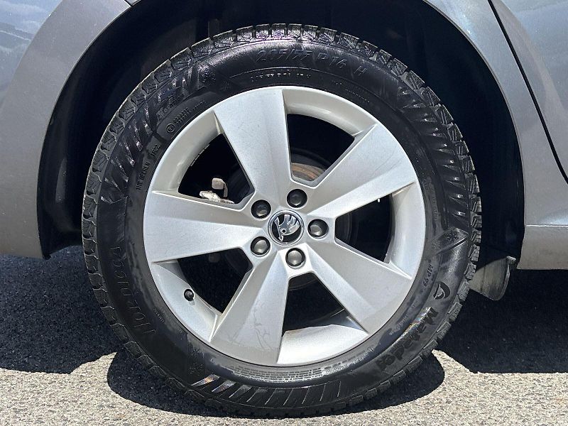 Škoda Scala (2023) 1.5 TSI DSG Style - fotka 29 z 32
